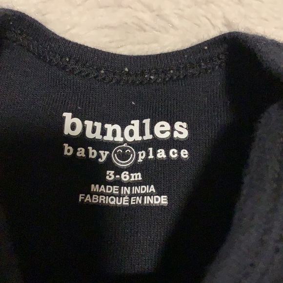 (3 for $10) bundles heart bodysuit - Picture 3 of 3